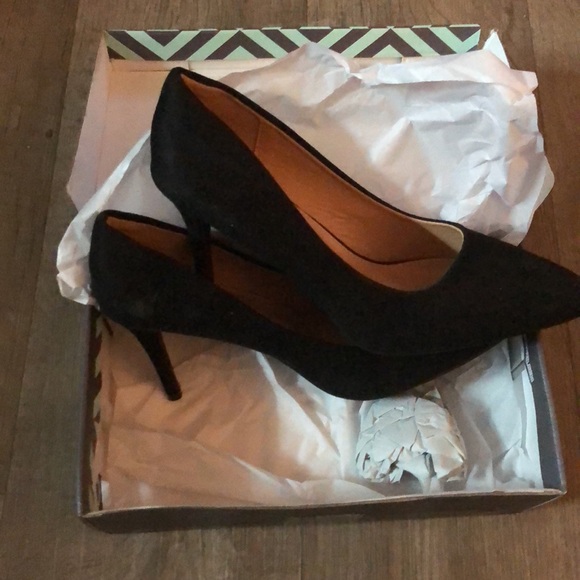 Black suede shoes size 11 - Picture 8 of 9